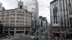 2階の日産ギャラリーから