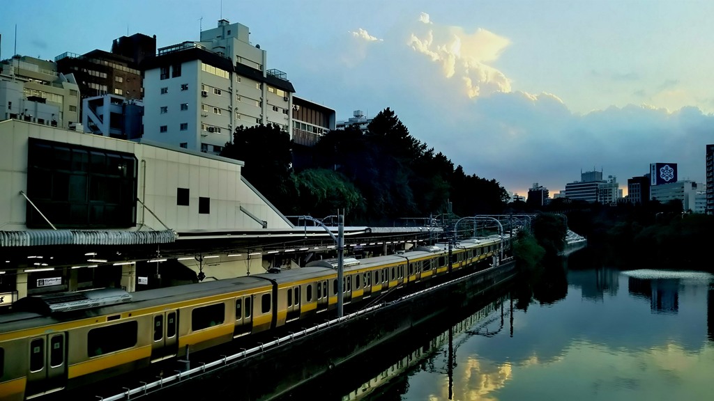 逆さ入道雲
