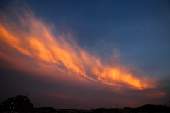 東南の空にはオーロラが