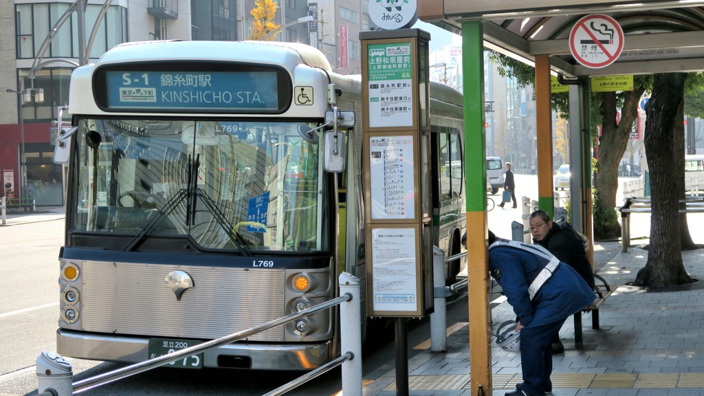 アメリカンな東京下町バス