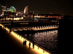 夜のさざ波
