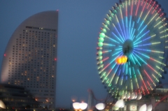 インターコンチネンタルホテルとコスモクロック21