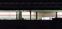 夜の京王稲田堤駅