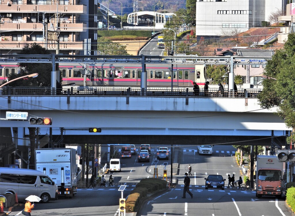 京王線と多摩モノレール