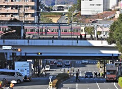京王線と多摩モノレール