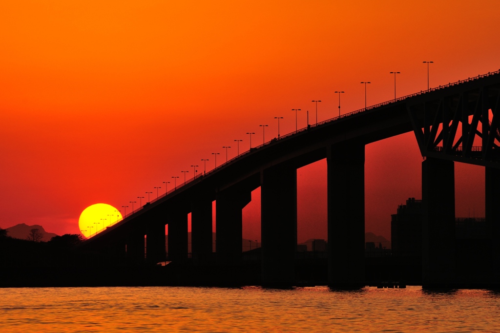 Sun goes down