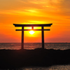 朱に染まる磯前神社