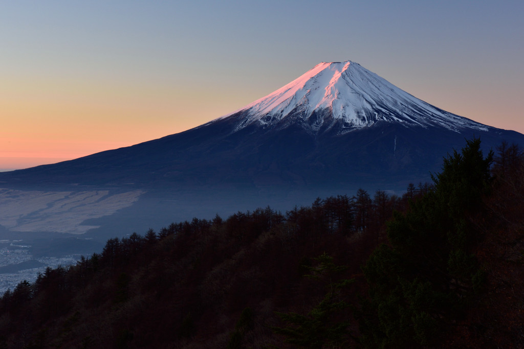 富士冬陽に染まる