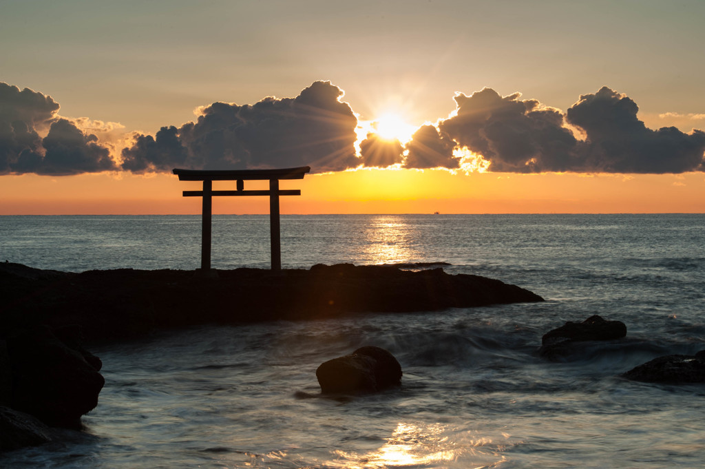 朝凪の道