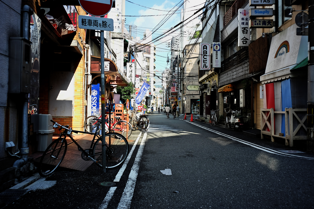 今は眠る街