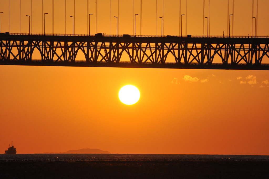 明石大橋　だるま夕陽４