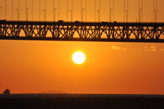 明石大橋　だるま夕陽４