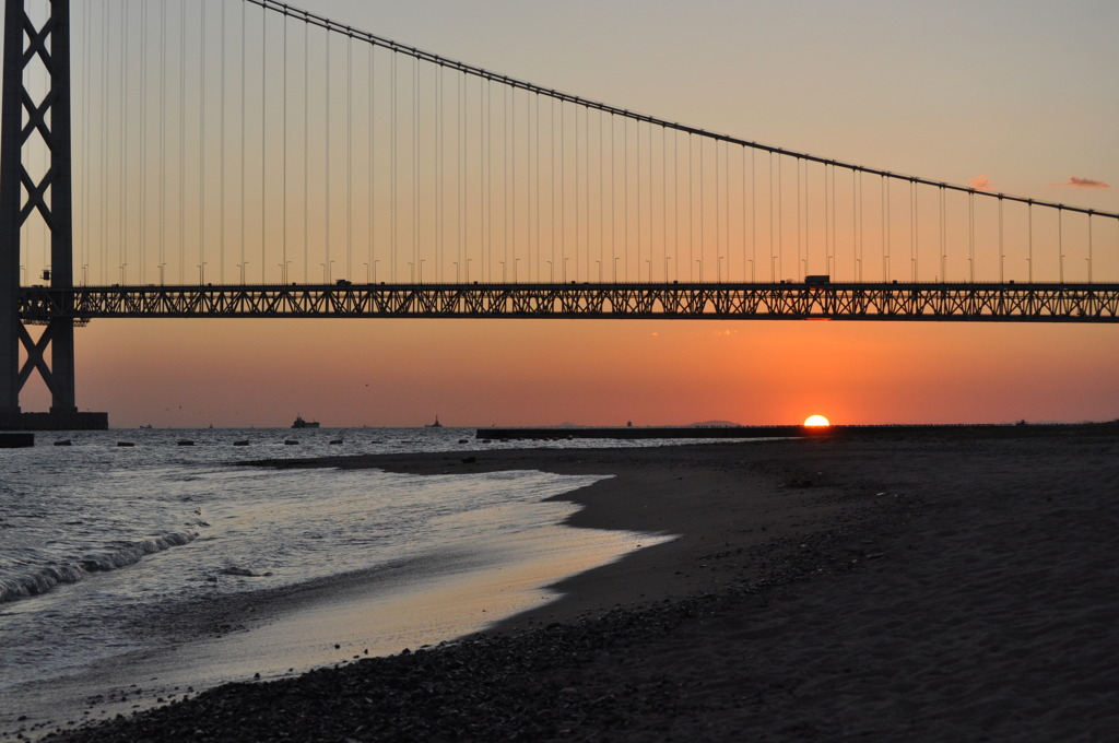 明石大橋　だるま夕陽２