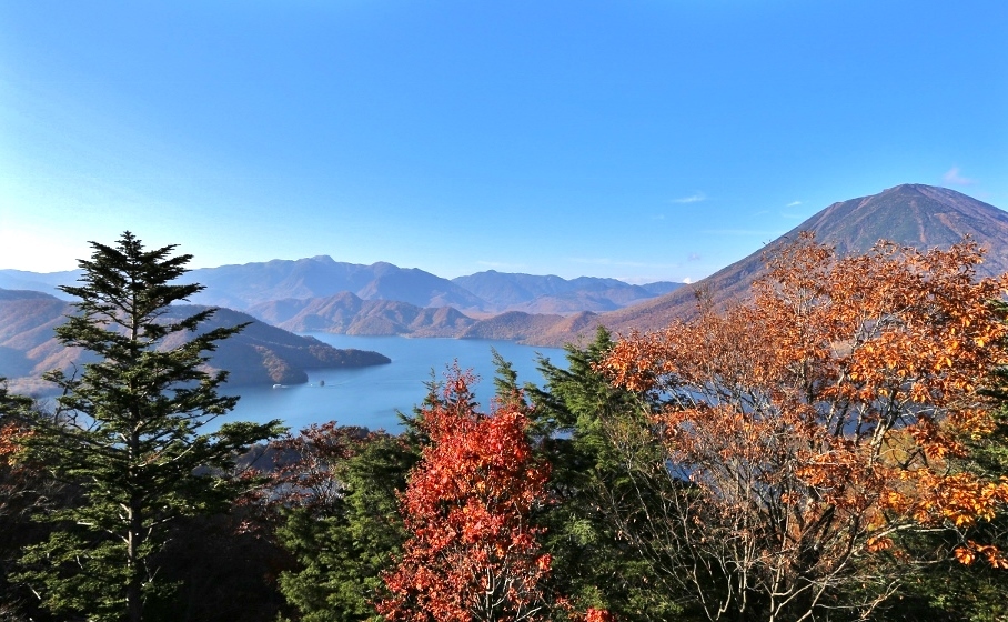 半月山からの眺め