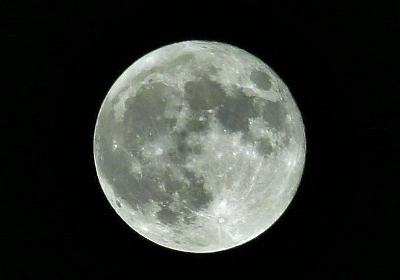 十六夜の月