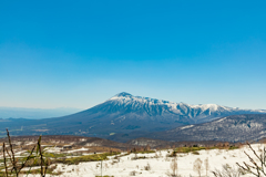 八幡平アスピーテラインから望む岩手山