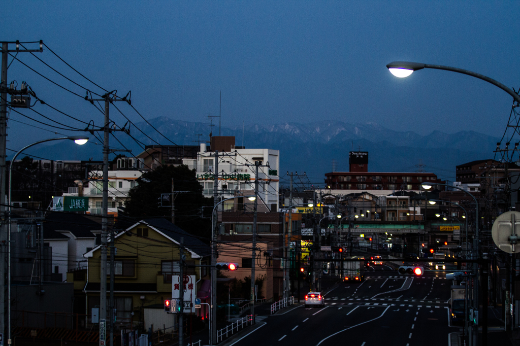 朝の長後街道