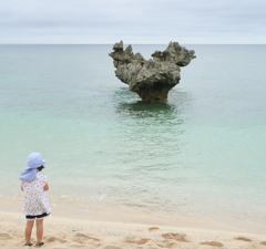 ハートロックのある古宇利島のビーチ