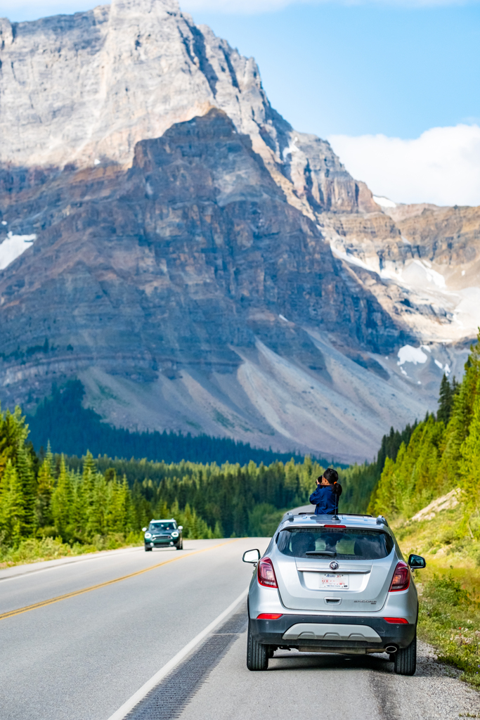 Let's go drive to the Icefields Parkway