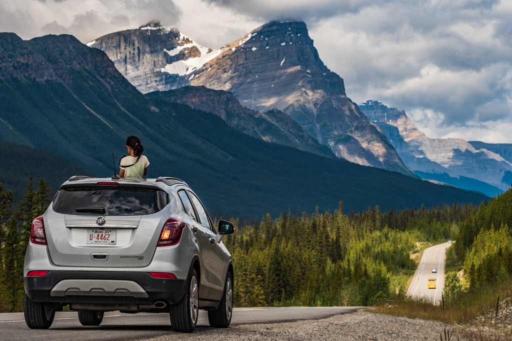 Let's go drive to the Icefields Parkway