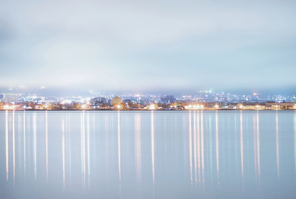 白い夜景