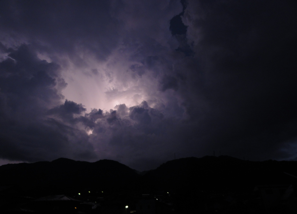 雷鳴