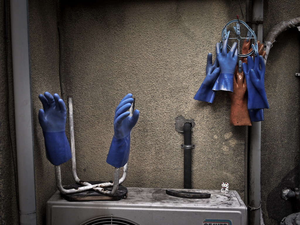 Hands