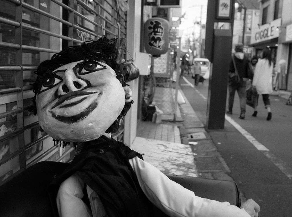 Passing By #01