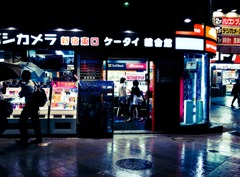 Shinjuku at Night #03 〜Mobile Phones