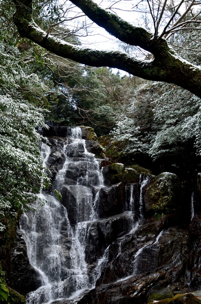 白糸の滝～冬景色