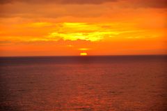 夕日に染まる海(2)