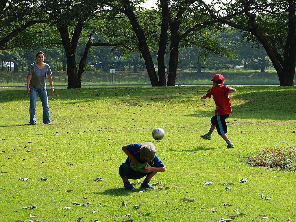 県民福祉村の土曜の午後　1