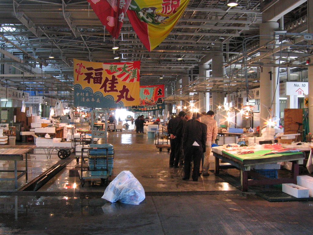 卸売市場鮮魚仲卸店