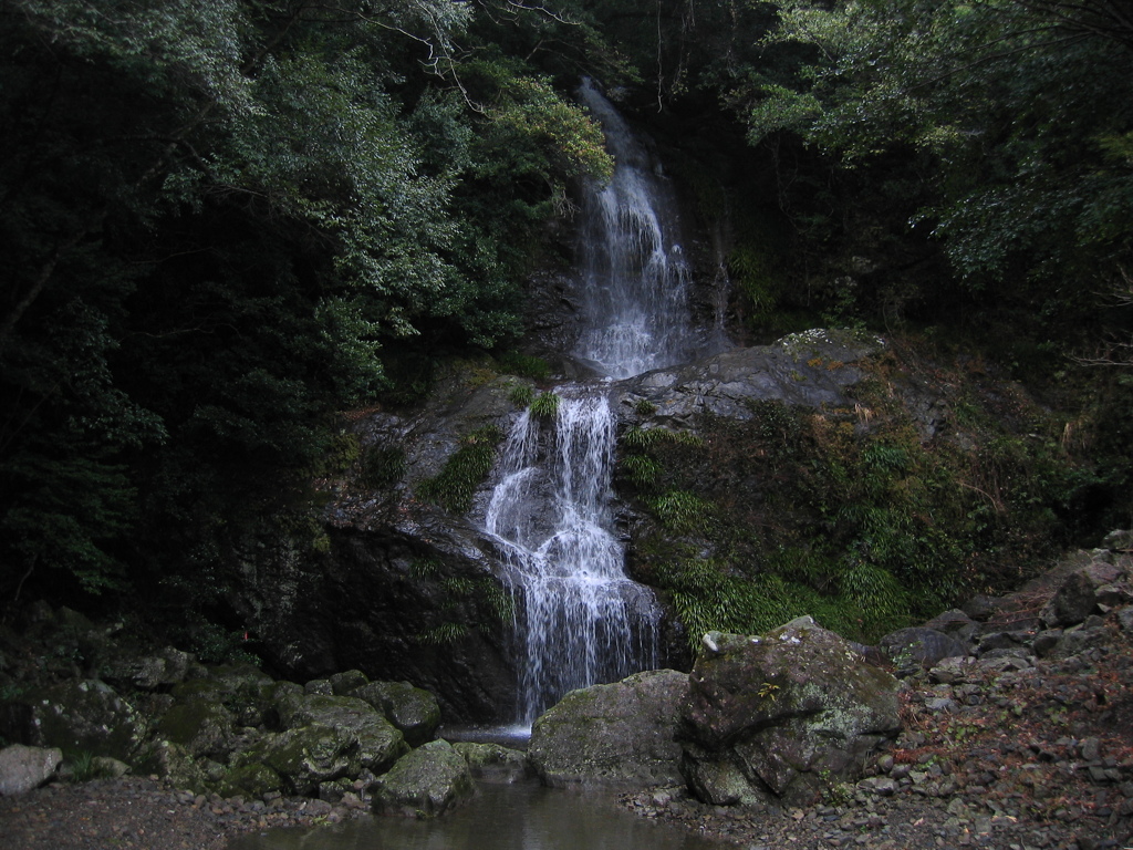 毘沙門の滝
