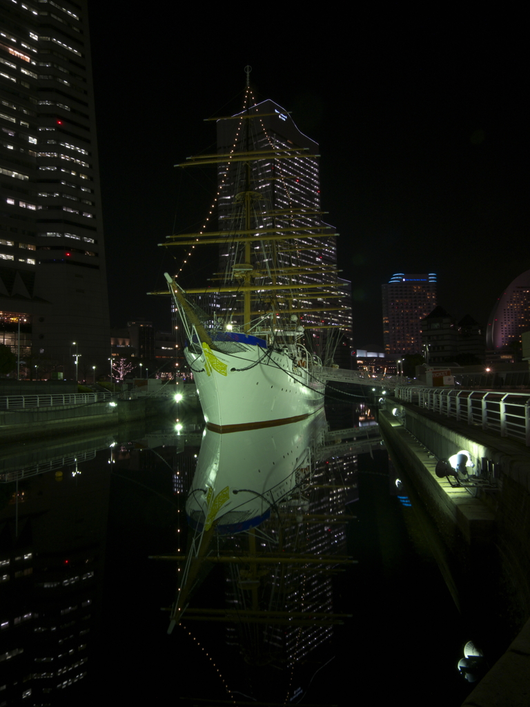 日本丸　夜