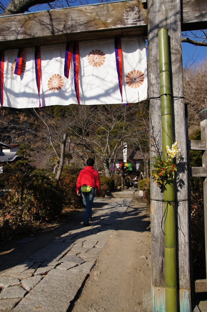 鎌倉幕府鬼門除けの祈願所　新春の装い