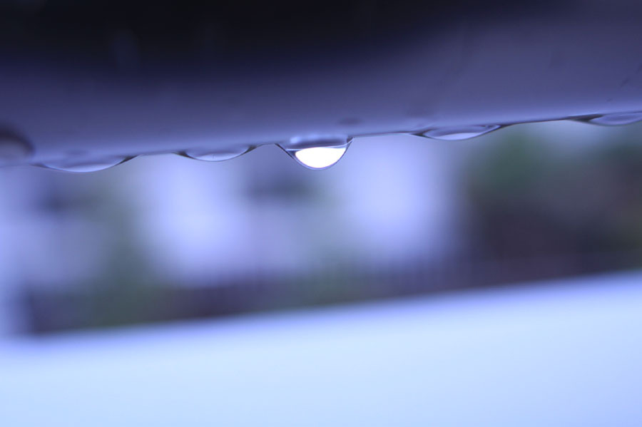 雨の日ベランダ