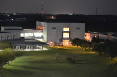 夜のキャンパス
