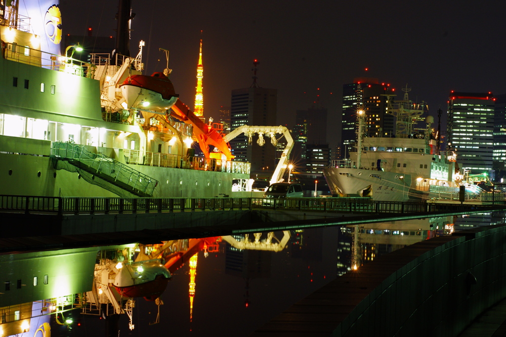 船の上に東京タワー