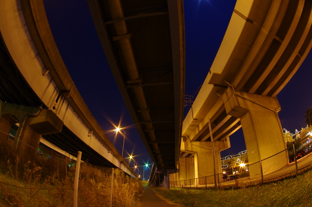 Three  Bridge 