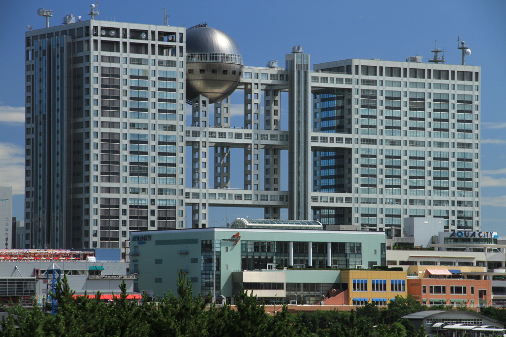 お台場フジテレビ