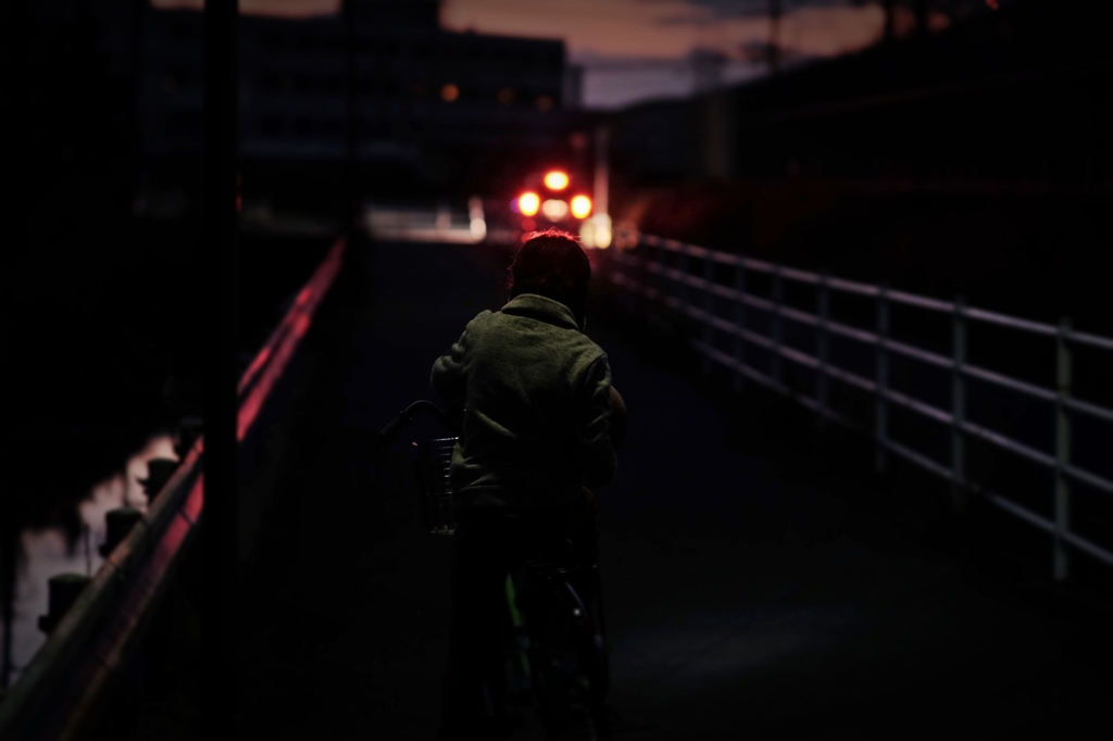 Headlight and boy2