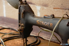 SINGER