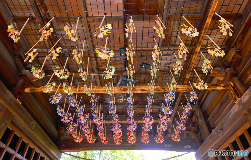 艮神社-山門飾り