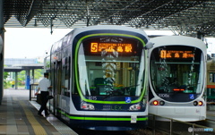 広島駅行（横構図）