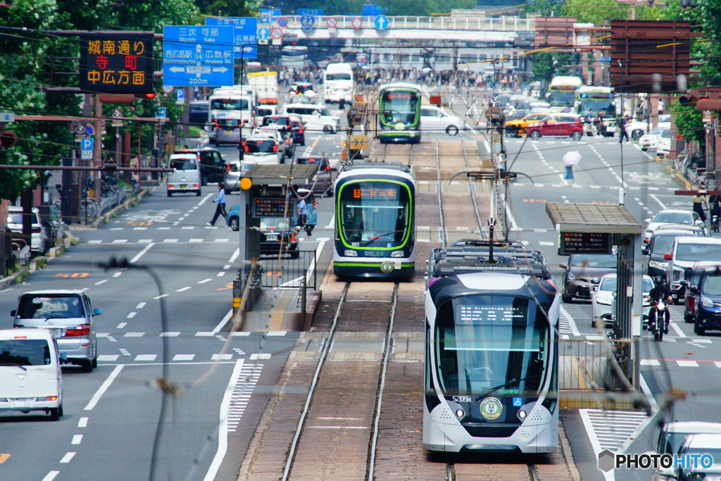 晩夏の広島電車景