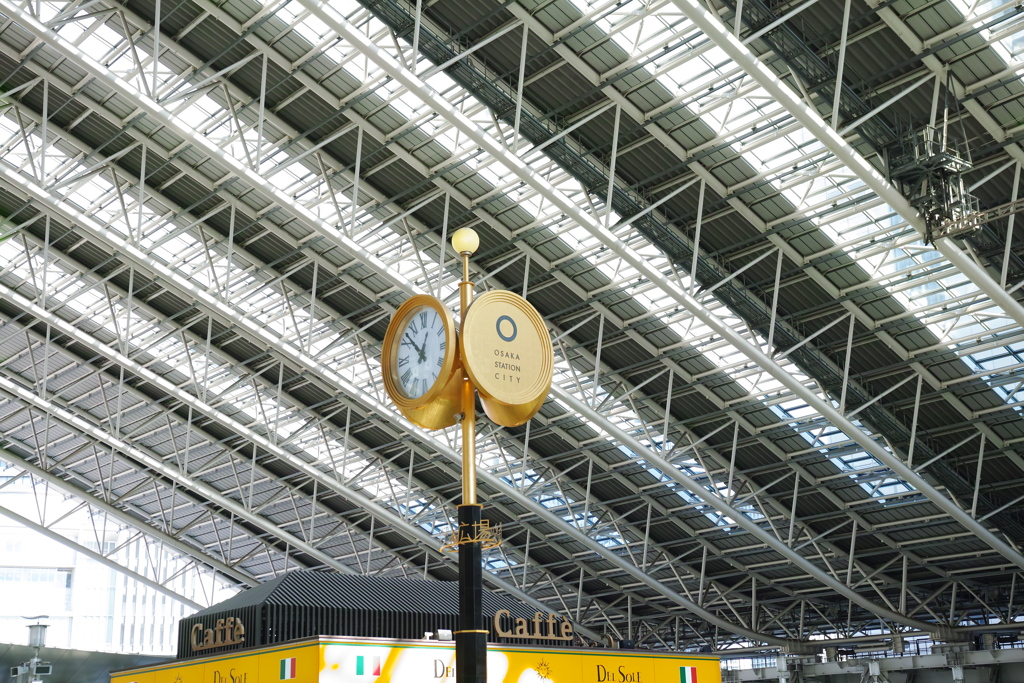 鉄道記念日の大阪駅