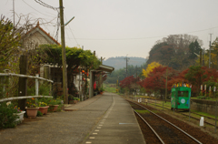 誰もいない駅