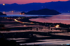 夕映えの道