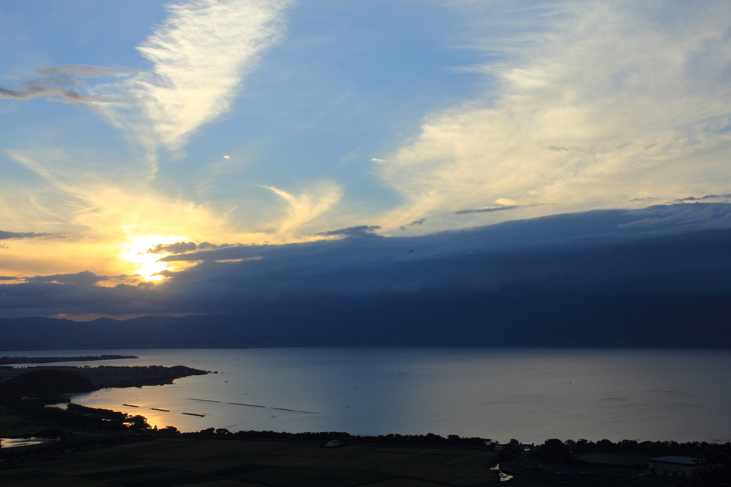 琵琶湖グラデーション